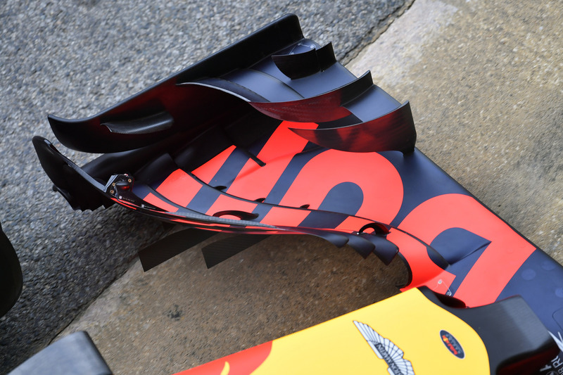 Red Bull Racing RB14 detalle del ala frontal