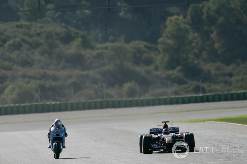 Vitantonio Liuzzi, Team Suzuki MotoGP ve John Hopkins, Toro Rosso