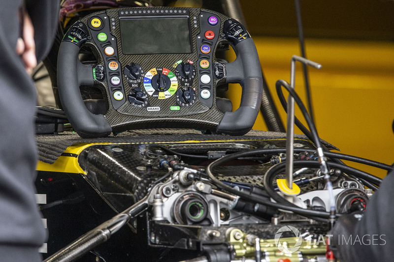 Renault Sport F1 Team R.S. 18 steering wheel