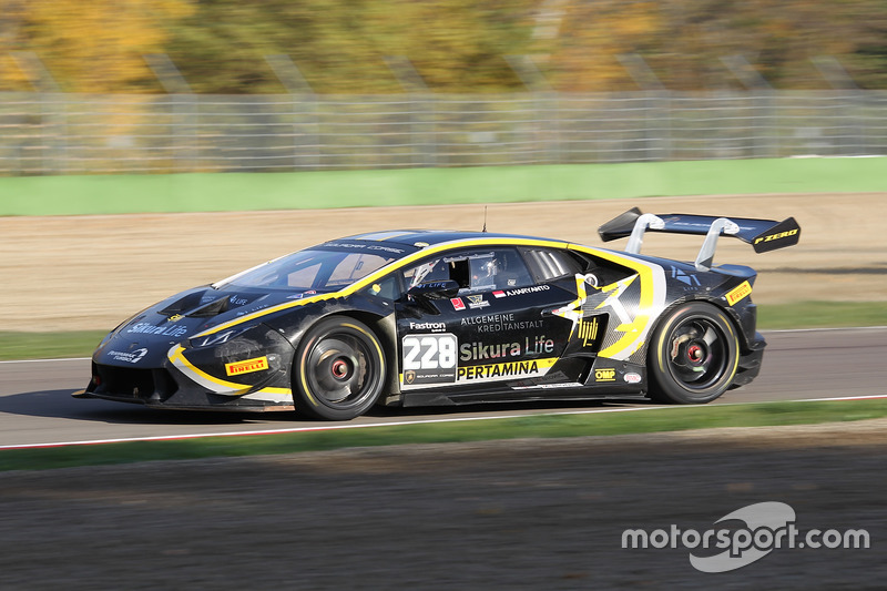 #228 X-One Racing Team