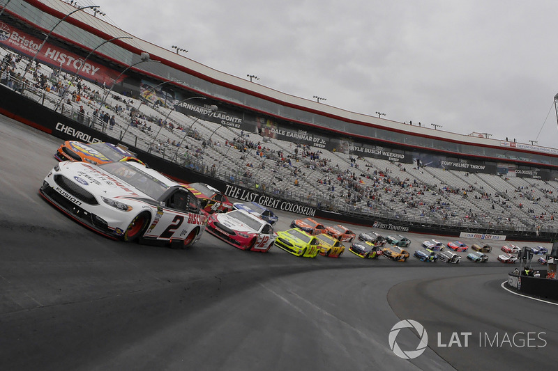 Brad Keselowski, Team Penske, Ford Fusion Discount Tire