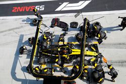 Carlos Sainz Jr., Renault Sport F1 Team R.S. 18,  stop