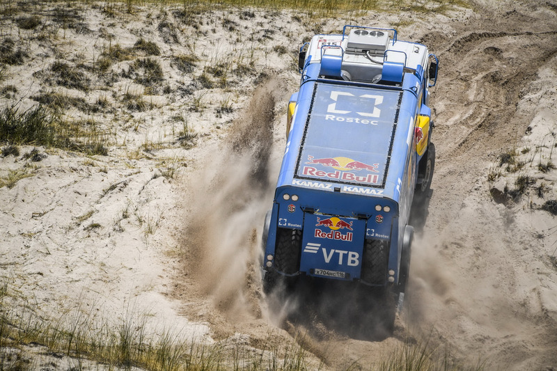 #515 Team Kamaz Master: Anton Shibalov, Dmitri Nikitin, Ivan Romanov