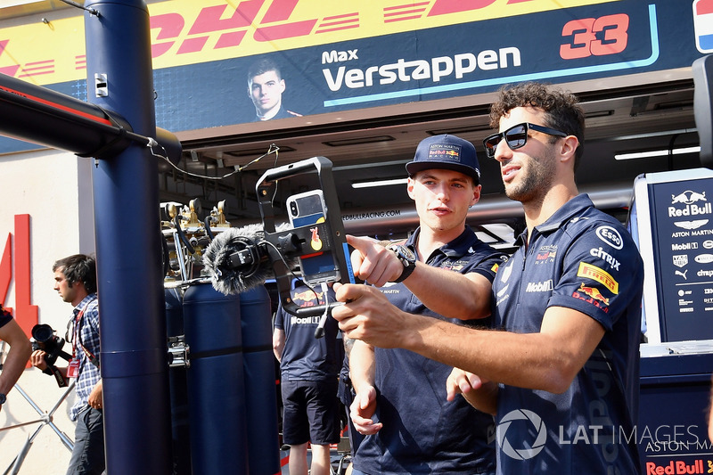 Max Verstappen, Red Bull Racing, Daniel Ricciardo, Red Bull Racing