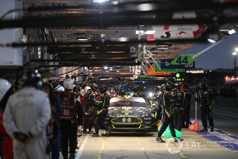 #98 Aston Martin Racing Aston Martin Vantage: Paul Dalla Lana, Pedro Lamy, Mathias Lauda