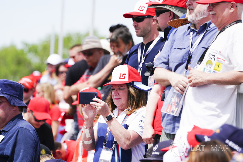 Fans of Lance Stroll, Williams Racing, in a grandstand