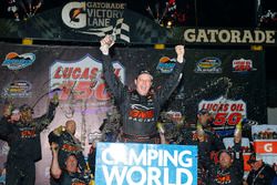 Race winner Johnny Sauter, GMS Racing Chevrolet