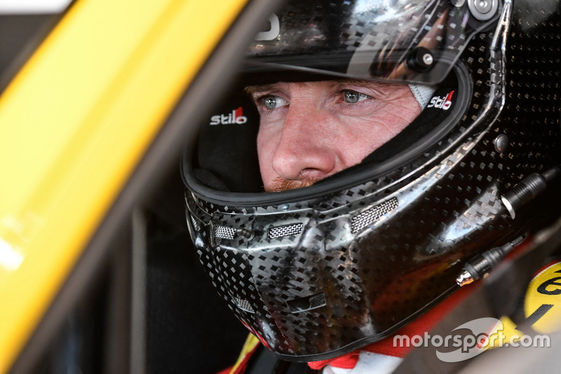 #433 Ferrari North America Ferrari 488: Michael Fassbender