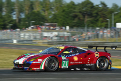 #71 AF Corse Ferrari 488 GTE: Davide Rigon, Sam Bird, Miguel Molina