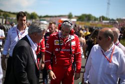 Chase Carey, Chairman, Formula One, Maurizio Arrivabene, Team Principal, Ferrari