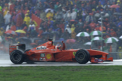 Race winner Rubens Barrichello, Ferrari F1 2000
