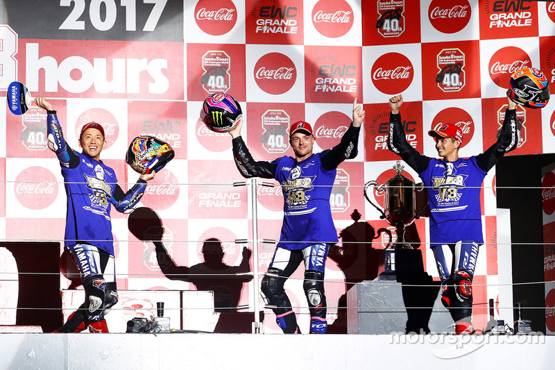 8 Horas de Suzuka: Katsuyuki Nakasuga, Alex Lowes, Michael van der Marc, Yamaha Factory Racing Team