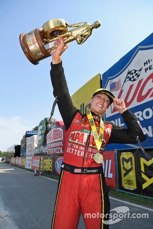 Top Fuel galibi Leah Pritchett