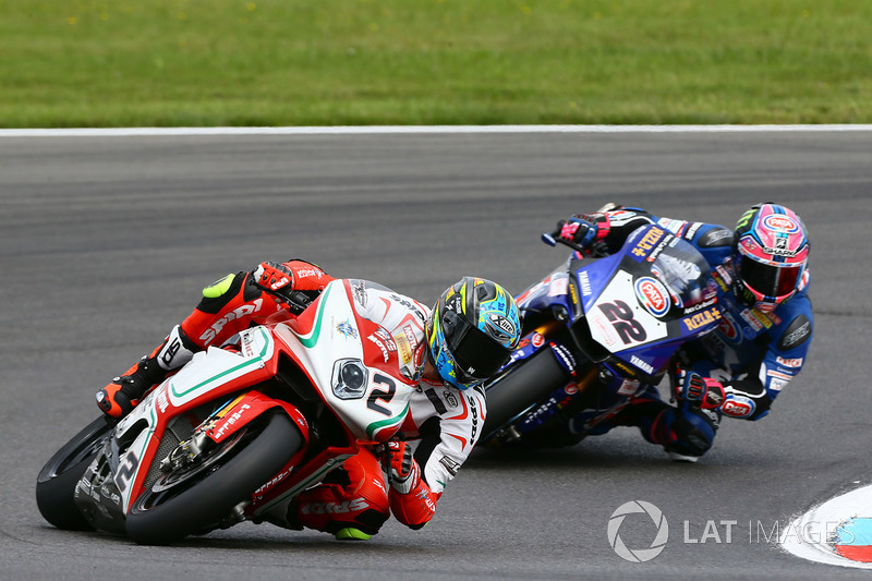Leon Camier, MV Agusta, Alex Lowes, Pata Yamaha