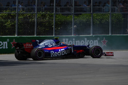 Карлос Сайнс-мл., Scuderia Toro Rosso STR12: разворот