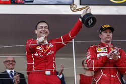 2. Kimi Räikkönen, Ferrari, mit Riccardo Adami, Ferrari, Renningenieur