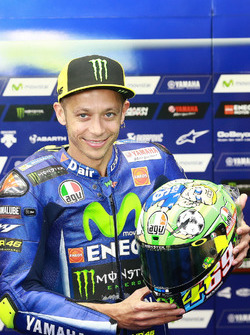 Valentino Rossi, Yamaha Factory Racing, with new helmet