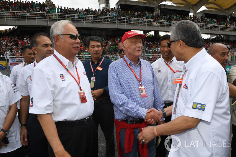 Niki Lauda, Mercedes AMG F1 Non-Executive Chairman, Tan Sri Azman, Chairman of Sepang International Circuit and Najib Razak, Malaysian Prime Minister