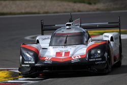 #1 Porsche Team Porsche 919 Hybrid: Neel Jani, Andre Lotterer, Nick Tandy
