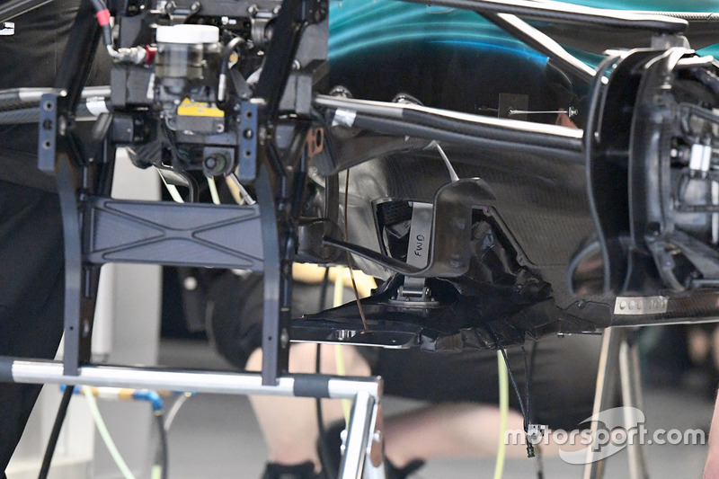 Détails de l'avant de la Mercedes AMG F1 W08