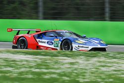 #67 Ford Chip Ganassi Racing, Ford GT: Andy Priaulx, Harry Tincknell