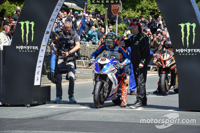 Superbike TT: 2. Platz - Peter Hickman, Smiths Racing