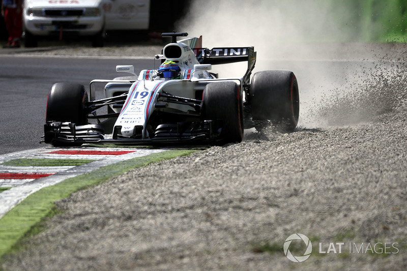 Феліпе Масса, Williams FW40, у гравії