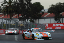 #86 Gulf Racing Porsche 911 RSR: Michael Wainwright, Ben Barker, Nick Foster