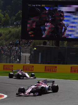 Esteban Ocon, Sahara Force India VJM10, Sergio Perez, Sahara Force India VJM10