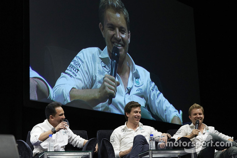 Nico Rosberg, Mercedes AMG F1, Toto Wolff, Mercedes AMG F1 Shareholder and Executive Director