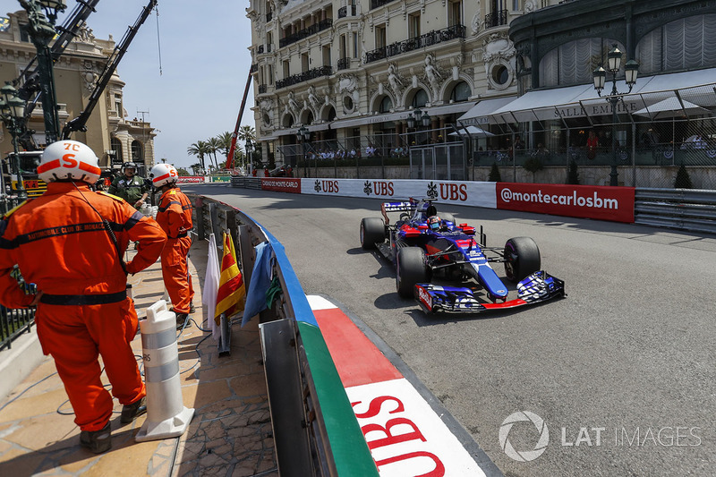 9. Daniil Kvyat, Scuderia Toro Rosso, STR12