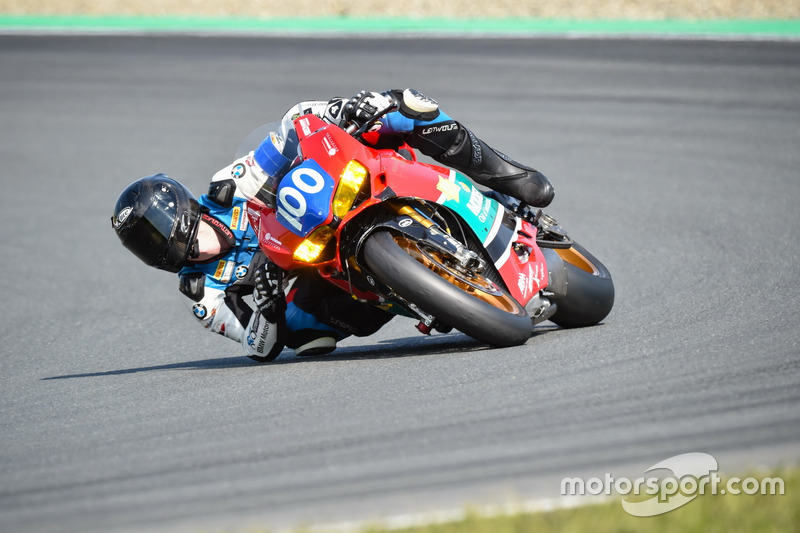 20. #100 Hertrampf Racing Ducati Endruance – Marco Nekvasil, Oliver Skach, Gareth Jones - 48 Runden