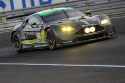 №98 Aston Martin Racing Aston Martin Vantage: Пол Далла-Лана, Педро Лами, Матиас Лауда