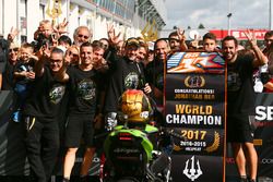 Jonathan Rea, Kawasaki Racing, vainqueur de la course et Champion du monde 2017