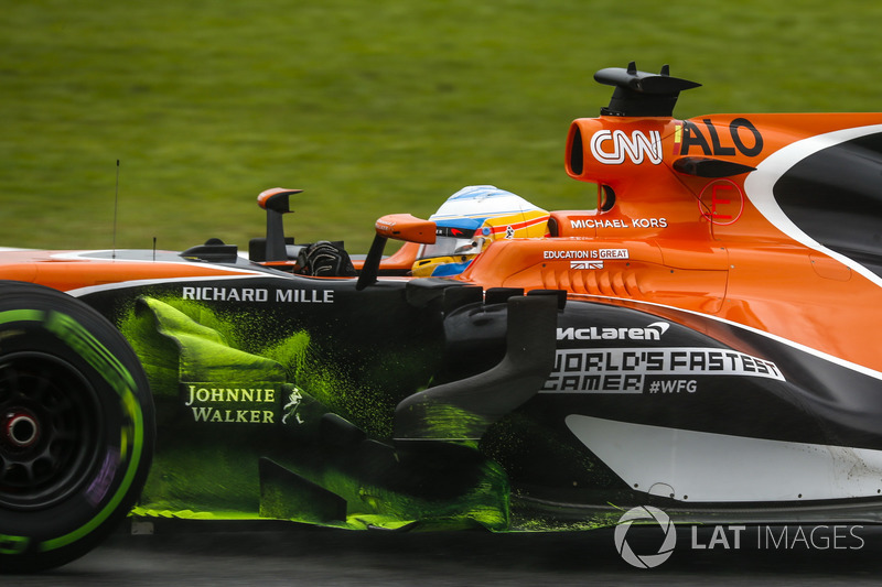 Fernando Alonso, McLaren MCL32, aero paint