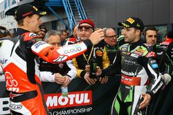 Chaz Davies, Ducati Team, Jonathan Rea, Kawasaki Racing confrontation in parc ferme