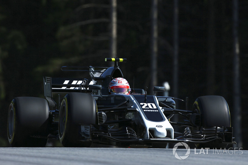 Defekt: Kevin Magnussen, Haas F1 Team VF-17