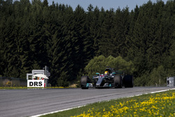 Lewis Hamilton, Mercedes AMG F1 F1 W08