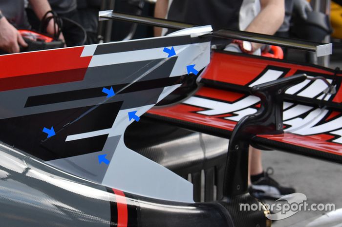 Haas F1 Team VF-17, aleta de tiburón
