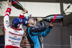 Podio: il vincitore della gara Sébastien Buemi, Renault e.Dams, il terzo qualificato Nick Heidfeld,