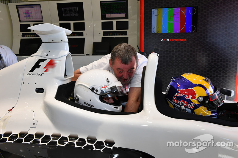 Двухместный автомобиль F1 Experiences