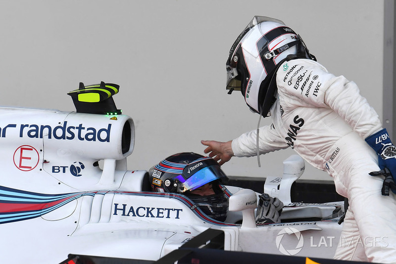 Valtteri Bottas, Mercedes AMG F1 felicita a Lance Stroll, Williams FW40