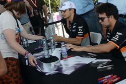 Sergio Perez, Sahara Force India und Esteban Ocon, Force India