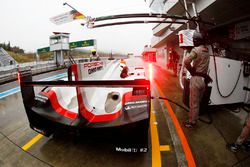 #2 Porsche Team Porsche 919 Hybrid: Timo Bernhard, Earl Bamber, Brendon Hartley