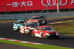 Pepe Oriola, Lukoil Craft-Bamboo Racing, SEAT León TCR