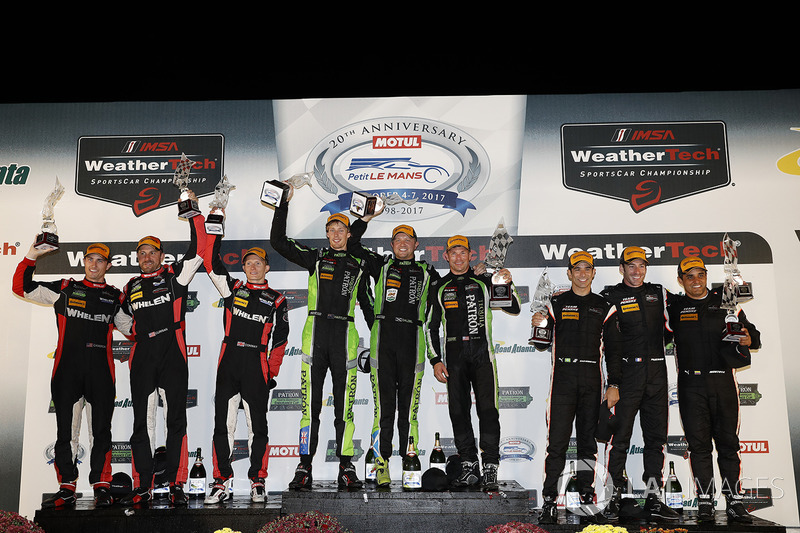 P podium: Ganadores, Scott Sharp, Ryan Dalziel, Brendon Hartley, Tequila Patrón ESM, segundo, Eric Curran, Dane Cameron, Mike Conway, Action Express Racing, terceros Helio Castroneves, Simon Pagenaud, Juan Pablo Montoya, Team Penske