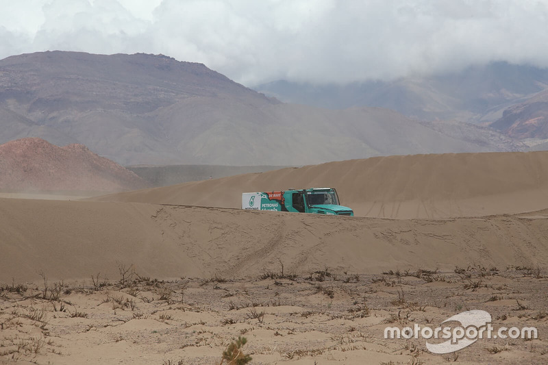 #500 Team De Rooy, IVECO: Gerard De Rooy, Moi Torrallardona, Darek Rodewald