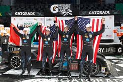 Race winners Ricky Taylor, Jordan Taylor, Max Angelelli, Jeff Gordon, Wayne Taylor Racing