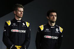 (L to R): Nico Hulkenberg, Renault Sport F1 Team with Jolyon Palmer, Renault Sport F1 Team