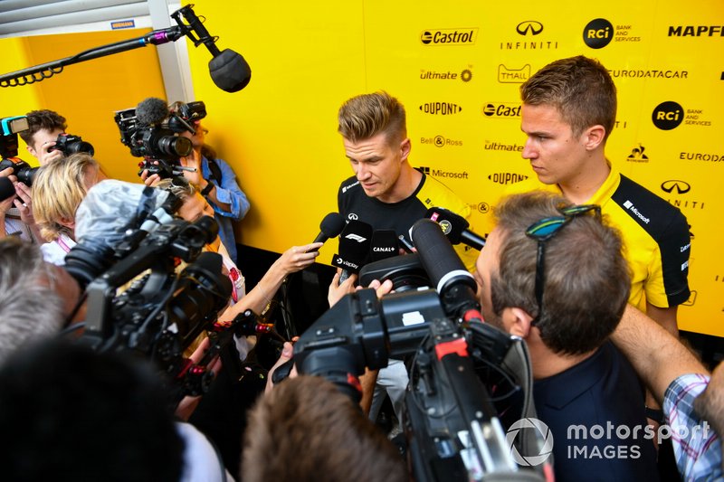 Nico Hulkenberg, Renault F1 Team, speaks to the media